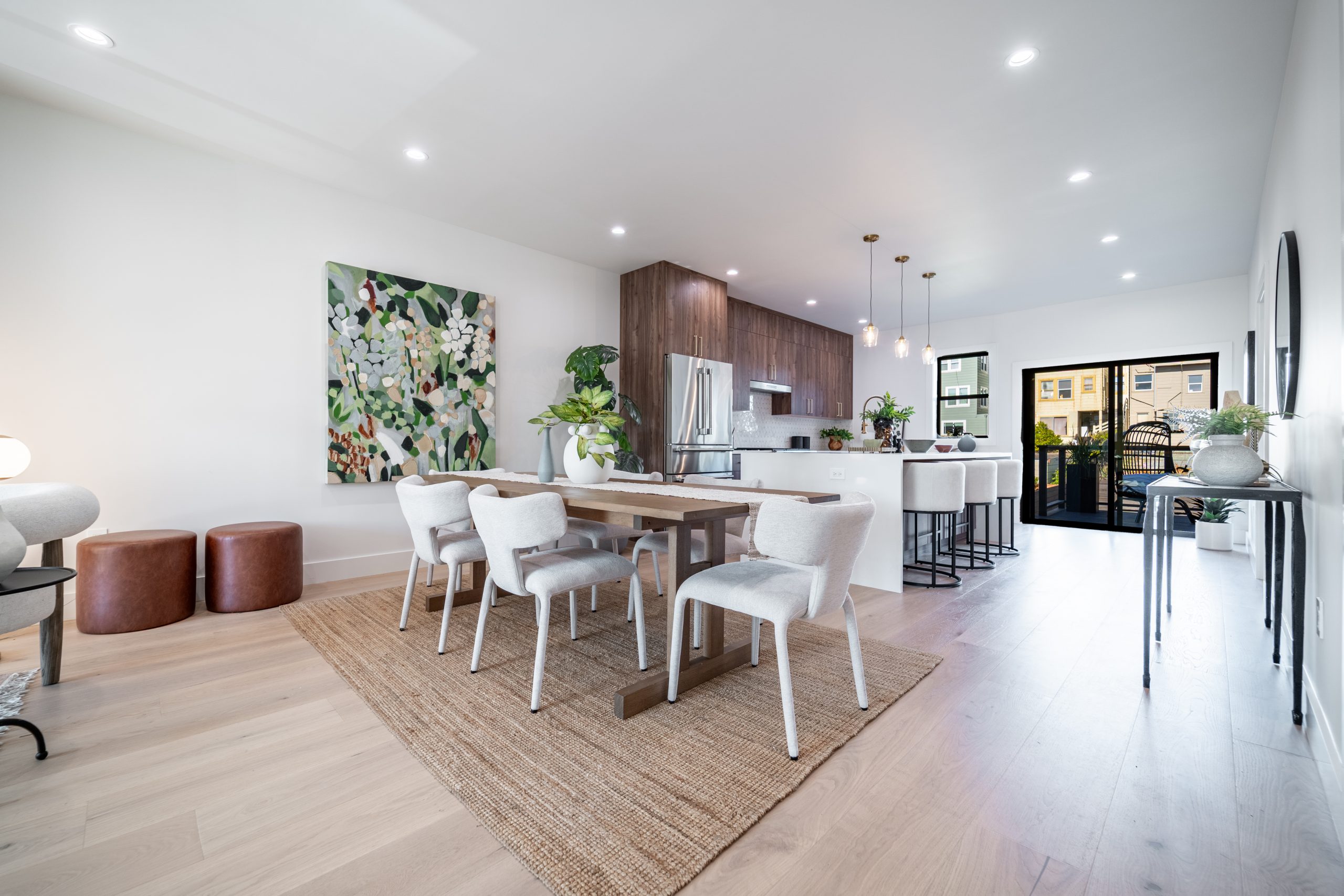 JLRE:janice-lee-1158019200-845d216c